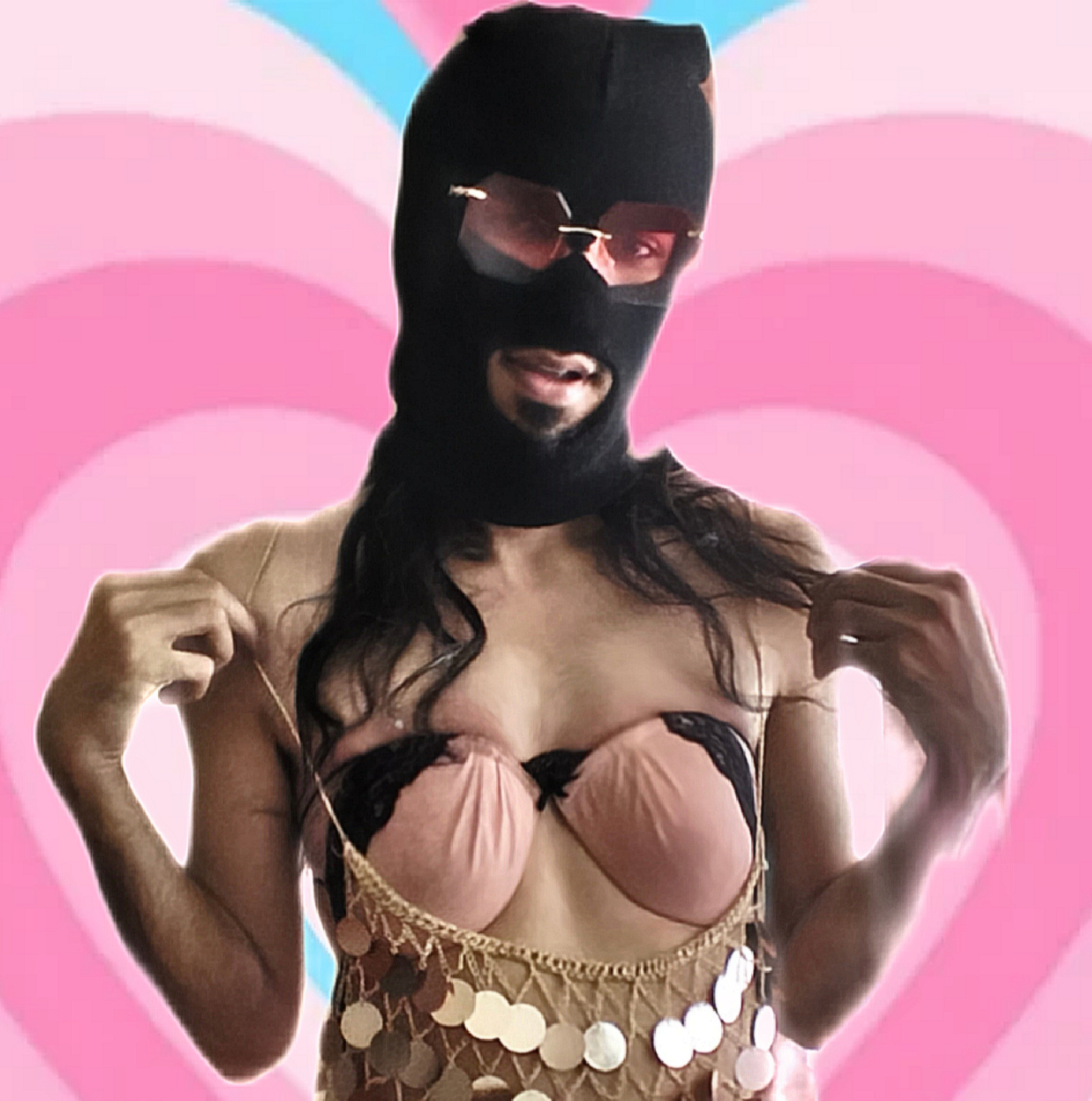 sissy_sarah_cute